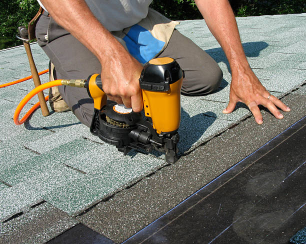 Best Roof Gutter Cleaning  in St Marys, PA